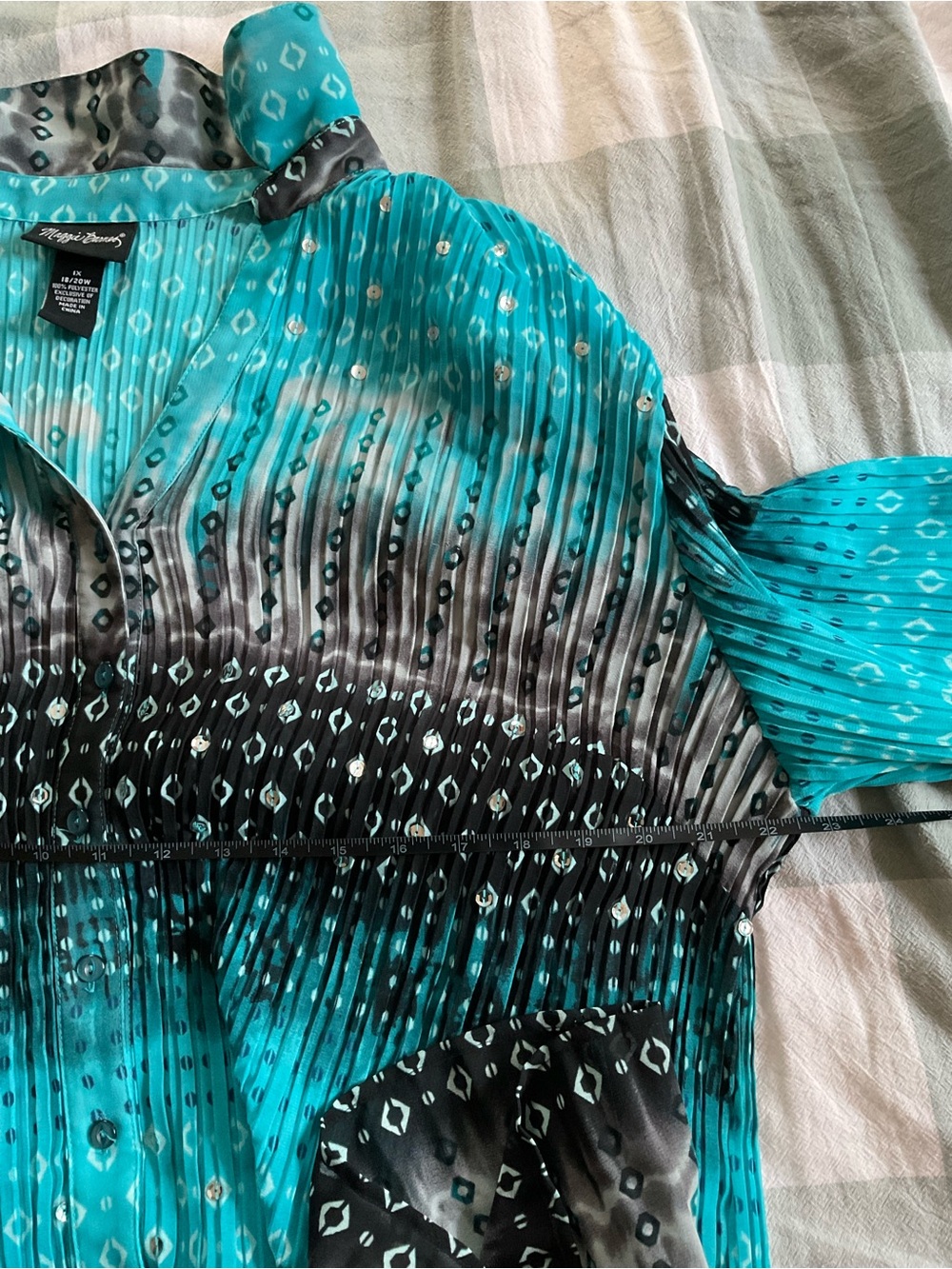 Maggie Barnes Turquoise Blue Ombre Patterned Button-Down Blouse - Picture 5 of 6